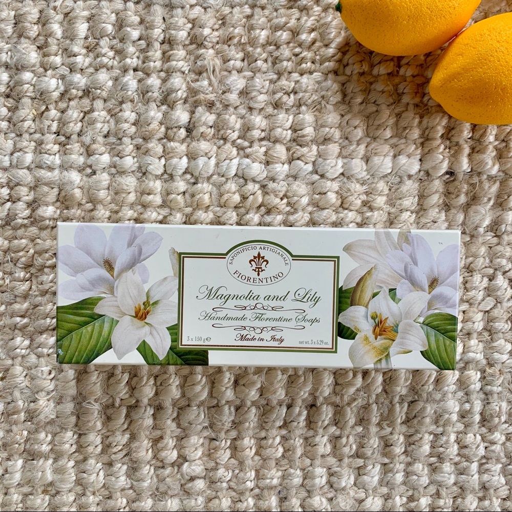 Italian Bar Hans Soap in Magnolia and Lily Scent